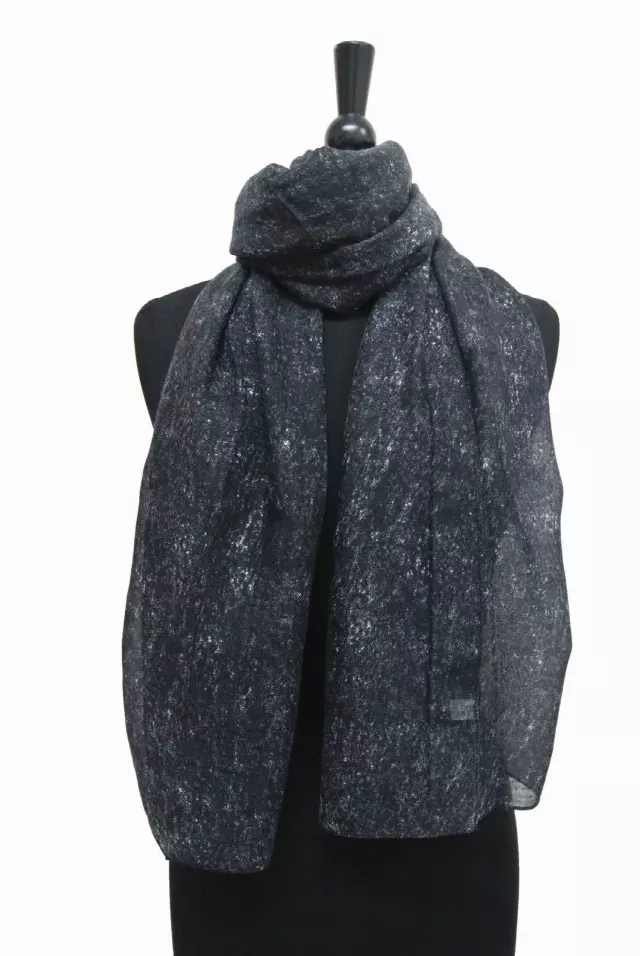 QC108 Solid Color Spring Scarf — Black