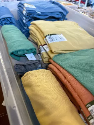 Youth Shirt Mix, New, 51 Pieces, $.093ea.