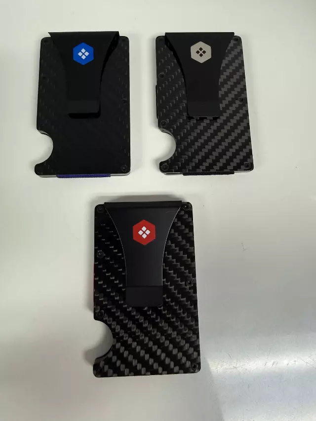 Carbon fiber credit card and cash holder lot · 50 units · brand new