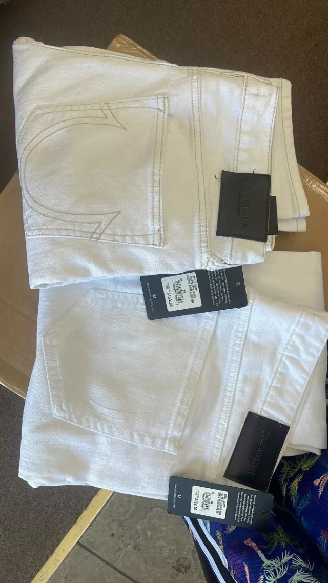 True Religion wholesale Mens Denim Jeans WHITE 30pcs.