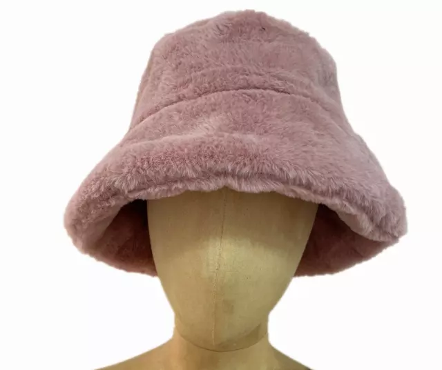 HX602 Solid Color Faux Fur Bucket Hat — Pink