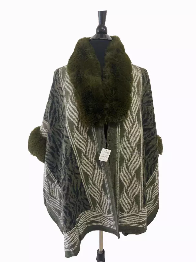 TX503 Faux Fur Pattern Cape — Olive