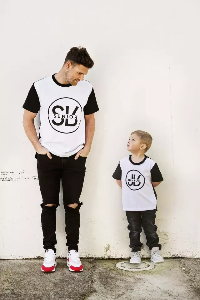 Junior Tee Shirts - 20 Total