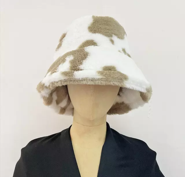 HX608 Pattern Faux Fur Bucket Hat — Camel