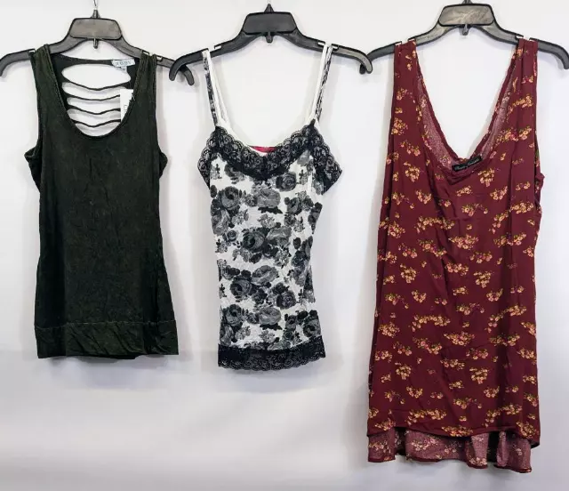 Wholesale Lot Of 1,000 Pieces Of Brand New Junior Nordstrom Rack Clothing – Many Other Styles In The Lot As Well – S-XL – Only $1.5 Each