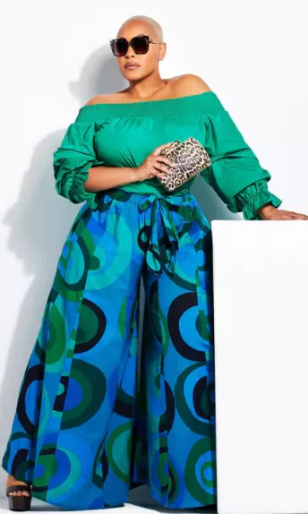 CHH-17068- Off-the-Shoulder Top with Ruffled Sleeves - One Size (12-PCS PRE-PACK)$13 Each — One Size (4-22) / Green