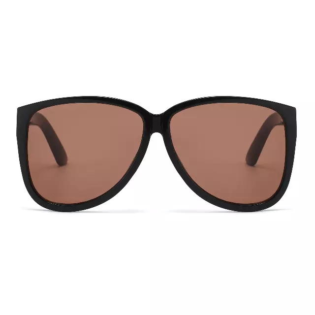 Modern Butterfly Sunglasses with Ribbed Gold Temple Design SK11142