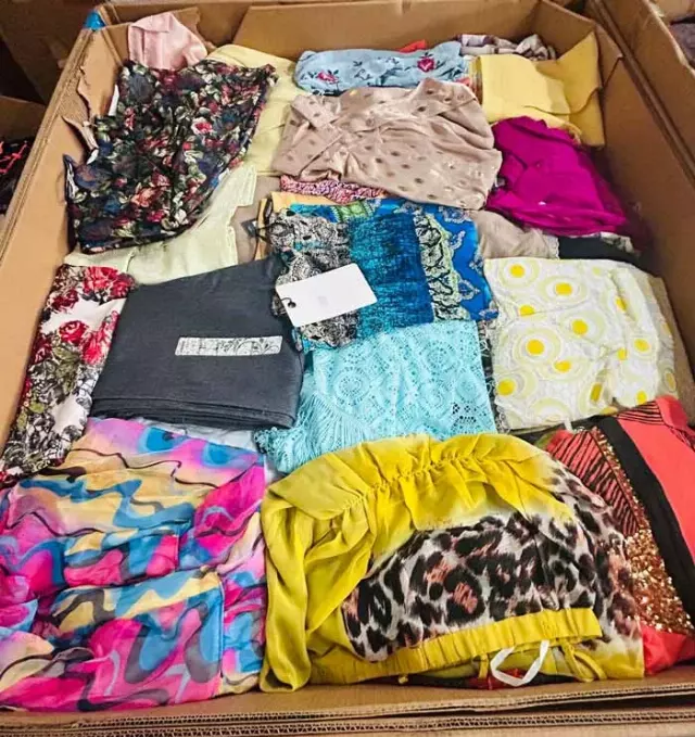Women's clothing pallets · mixed sizes · wholesale