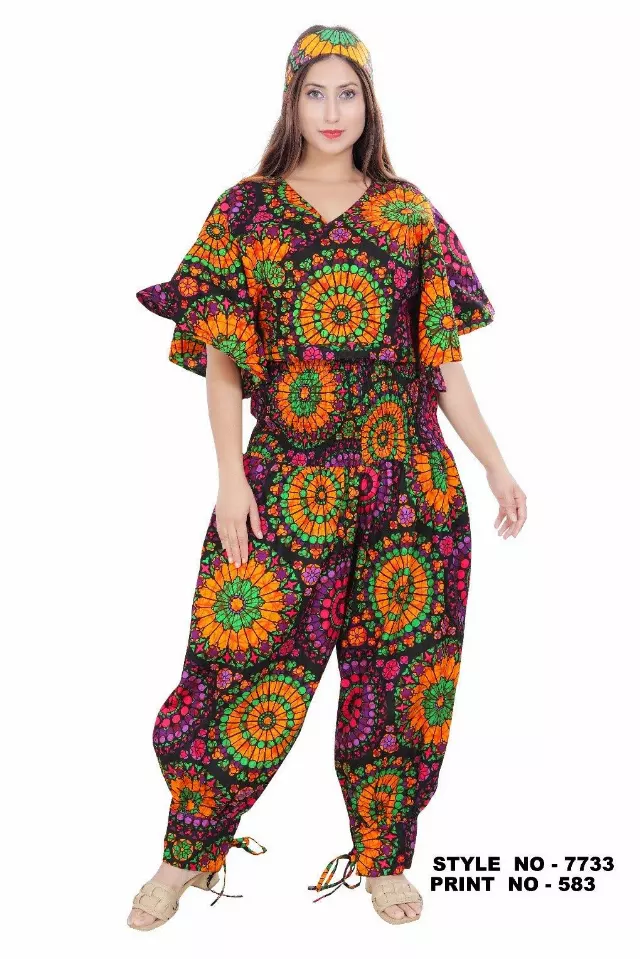 7733 -WOW!! 2 pcs Set - $25.00 Each (3 pcs per pack) — Free Size / Print-583