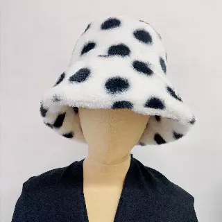 HX612 Polka Dots Faux Fur Bucket Hat — White