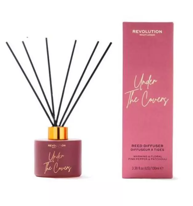 Revolution Reed Diffuser Under The Covers Warming & Floral lot · 12 units