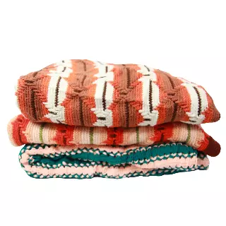 Vintage & Modern Blankets Bale of 100 lbs