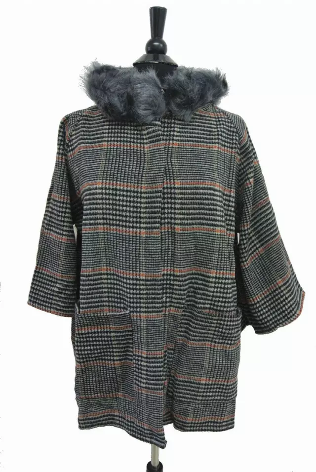 BF302 Houndstooth Print Cape with Sleeves — Grey