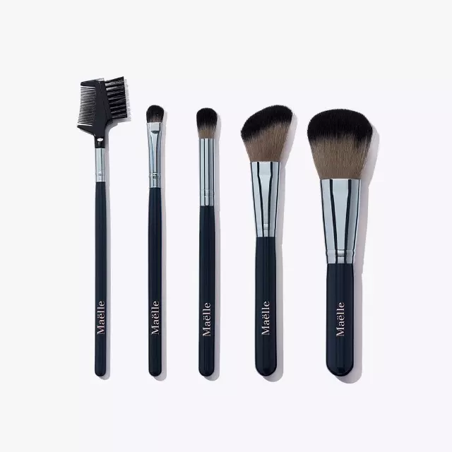 Maelle Like a Pro! Essential Brush Kit - Makeup Artist Pro Cosmetic Brushes 5 pc. Kit