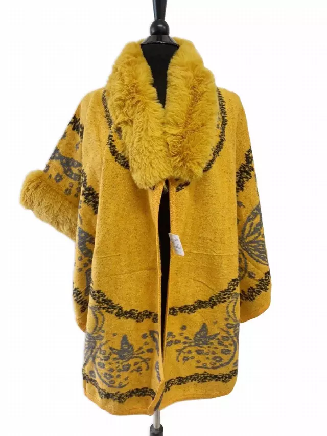 TX505 Faux Fur Pattern Cape — Yellow